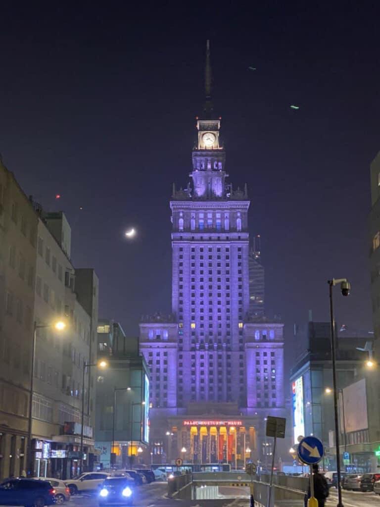 Дворец Культуры и науки в Варшаве: история появления и культурные особенности