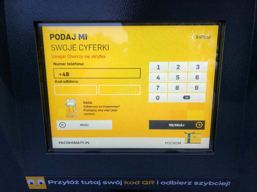 InPost Automated Parcel Machines in Poland: how to use them OR how to pick up a parcel in 30 seconds